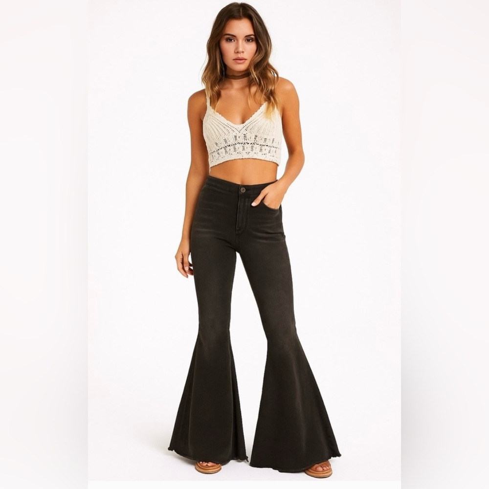 🆕 Free People Black Flared Jeans with faint gold moon and stars print size 25 - Picture 3 of 12